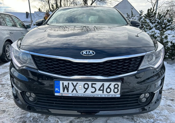 Kia Optima cena 35000 przebieg: 301000, rok produkcji 2017 z Włoszczowa małe 92